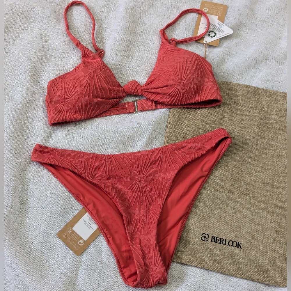 Berlook, NWT /Jacquard Knot Bikini Set